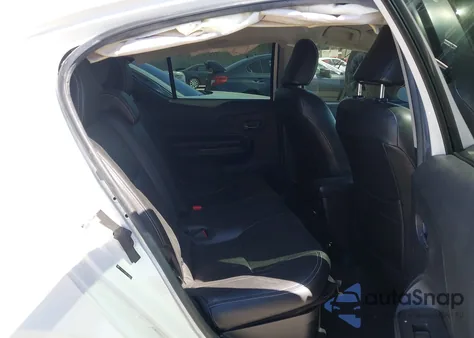 2015 Toyota Prius C Two из США, поврежденный, VIN JTDKDTB38F1096825